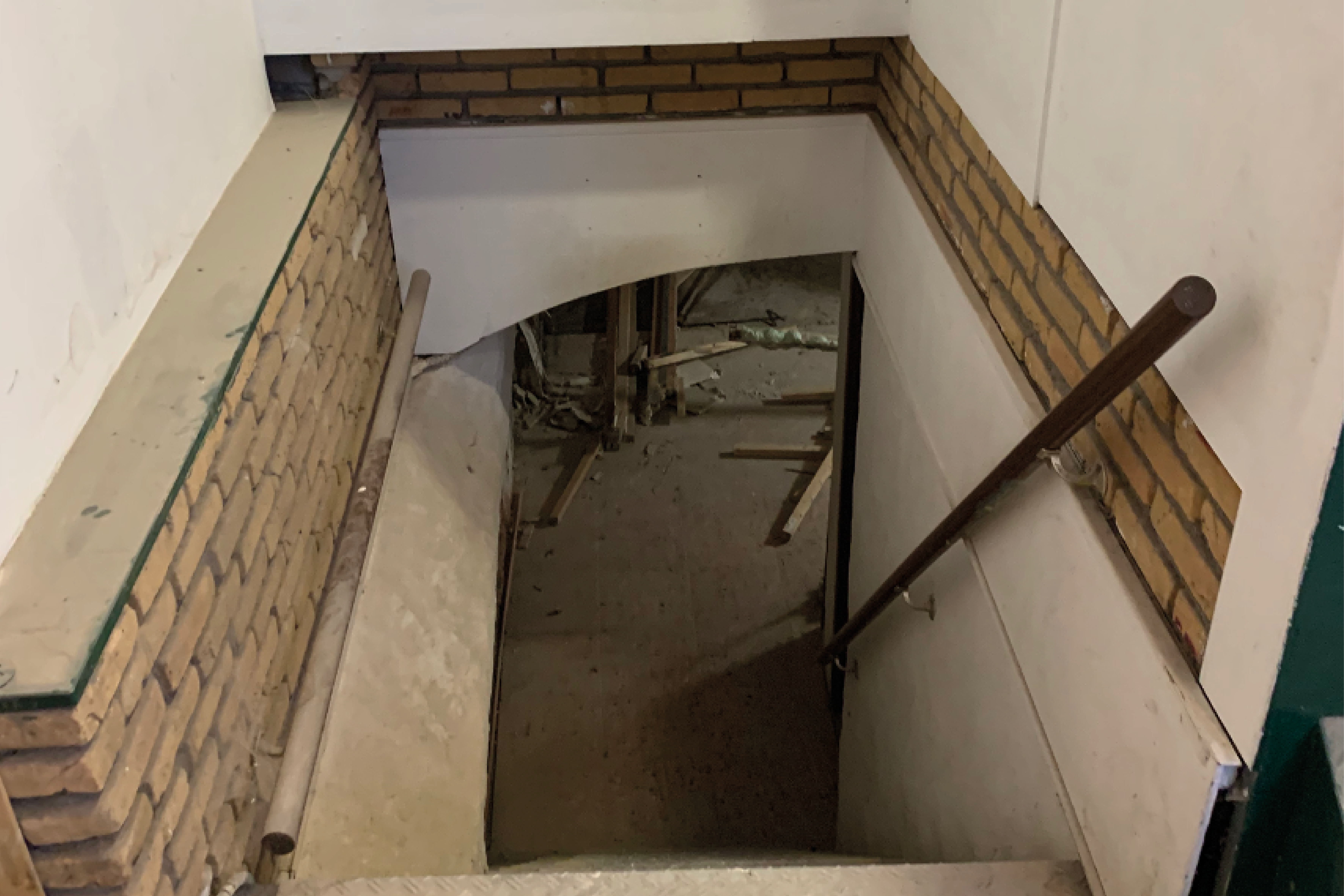 Trap naar kelder